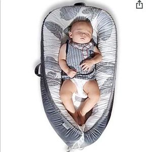 Baby lounger nest dock